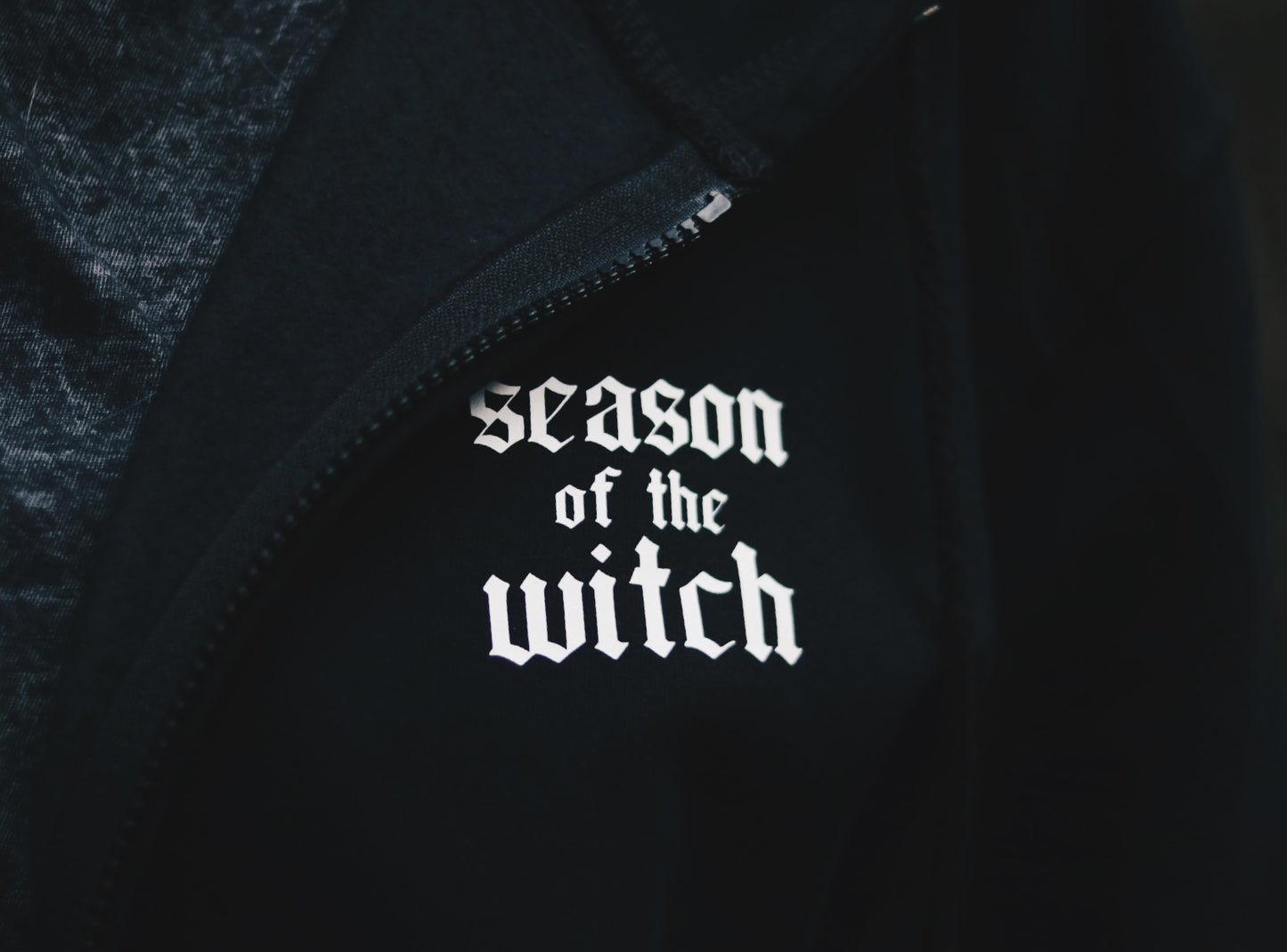 Season Of The Witch - Zip Hoodie