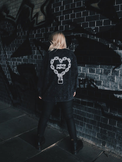 Chained Heart - Sweatshirt
